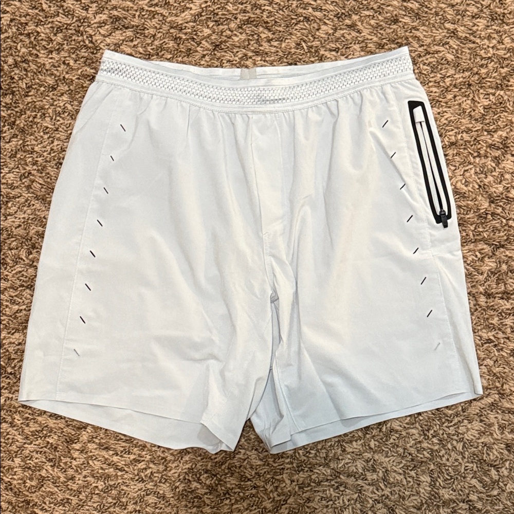 Ten Thousand Session Short v1 w/liner